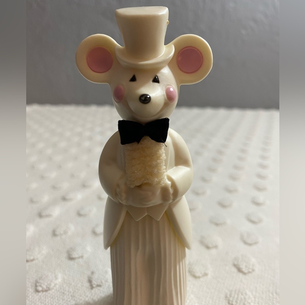Vintage  Avon Church Mouse Groom bottle- Delicate daisies cologne .75 oz